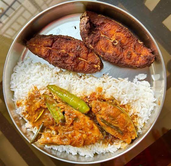 Fish Meals | Baba Bhai (Hotel Rahmaniya)